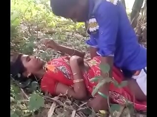 indian girl outdoor sex
